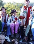 Kolonie Polonijne z Niemiec na zajeciach z "kultury górlaskiej" w plenerze